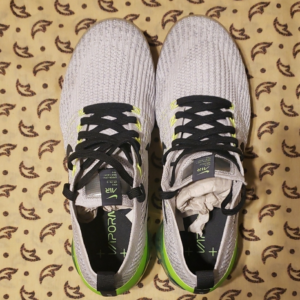 Nike White and Neon Yellow Air Sneakers - Picture 4 of 7